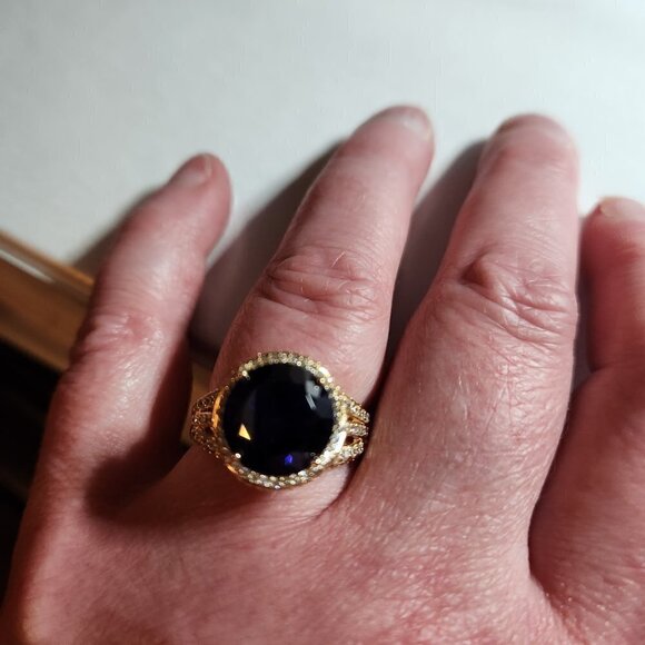 Bella Luce Tanzanite Diamond Simulants Yellow Ring - Picture 9 of 11